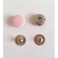 Кнопка с пластиковой шляпкой в Воронеже